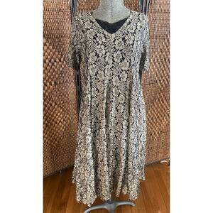 Size L//Vintage 90s Silver and Black Lace Dress